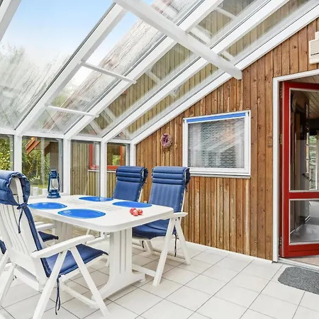 Casa de Férias Authentic And Cosy With Enclosed Garden, Covered Terrace And Annex Just A Few Minutes Walk From The And Close To Forest And