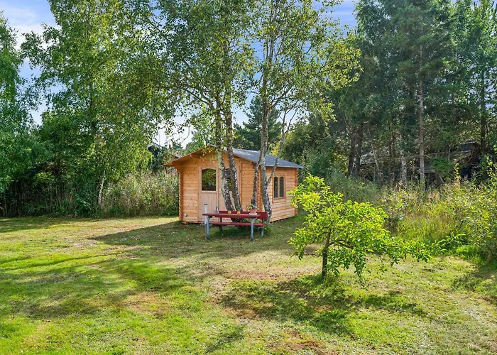 Сasa de vacaciones Authentic And Cosy With Enclosed Garden, Covered Terrace And Annex Just A Few Minutes Walk From The And Close To Forest And