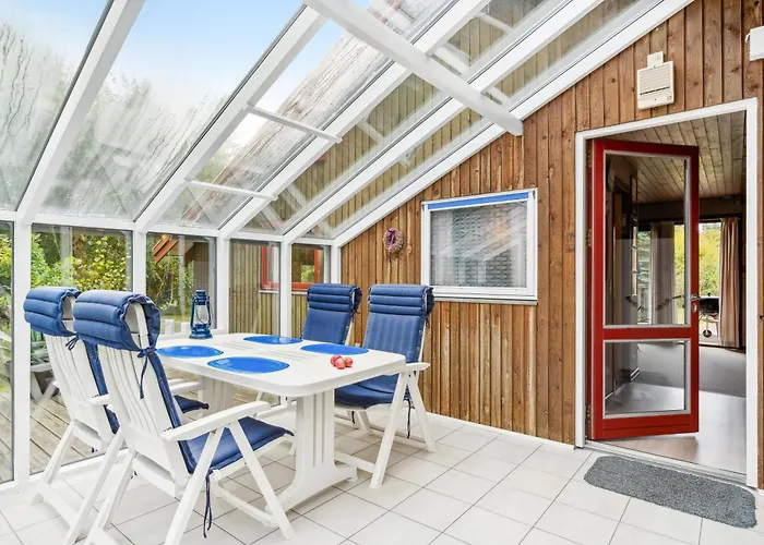 Сasa de vacaciones Authentic And Cosy With Enclosed Garden, Covered Terrace And Annex Just A Few Minutes Walk From The And Close To Forest And